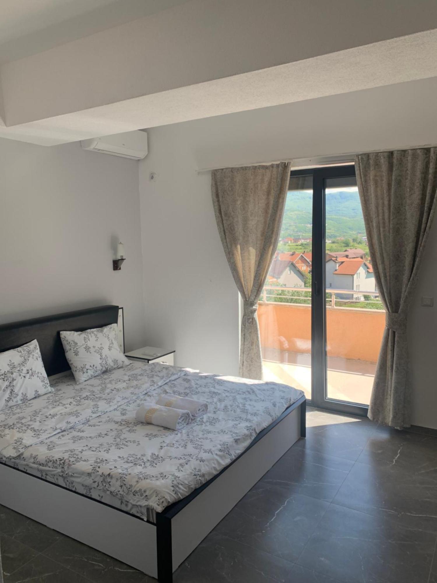 Hotel Albatros Prizren Exterior foto