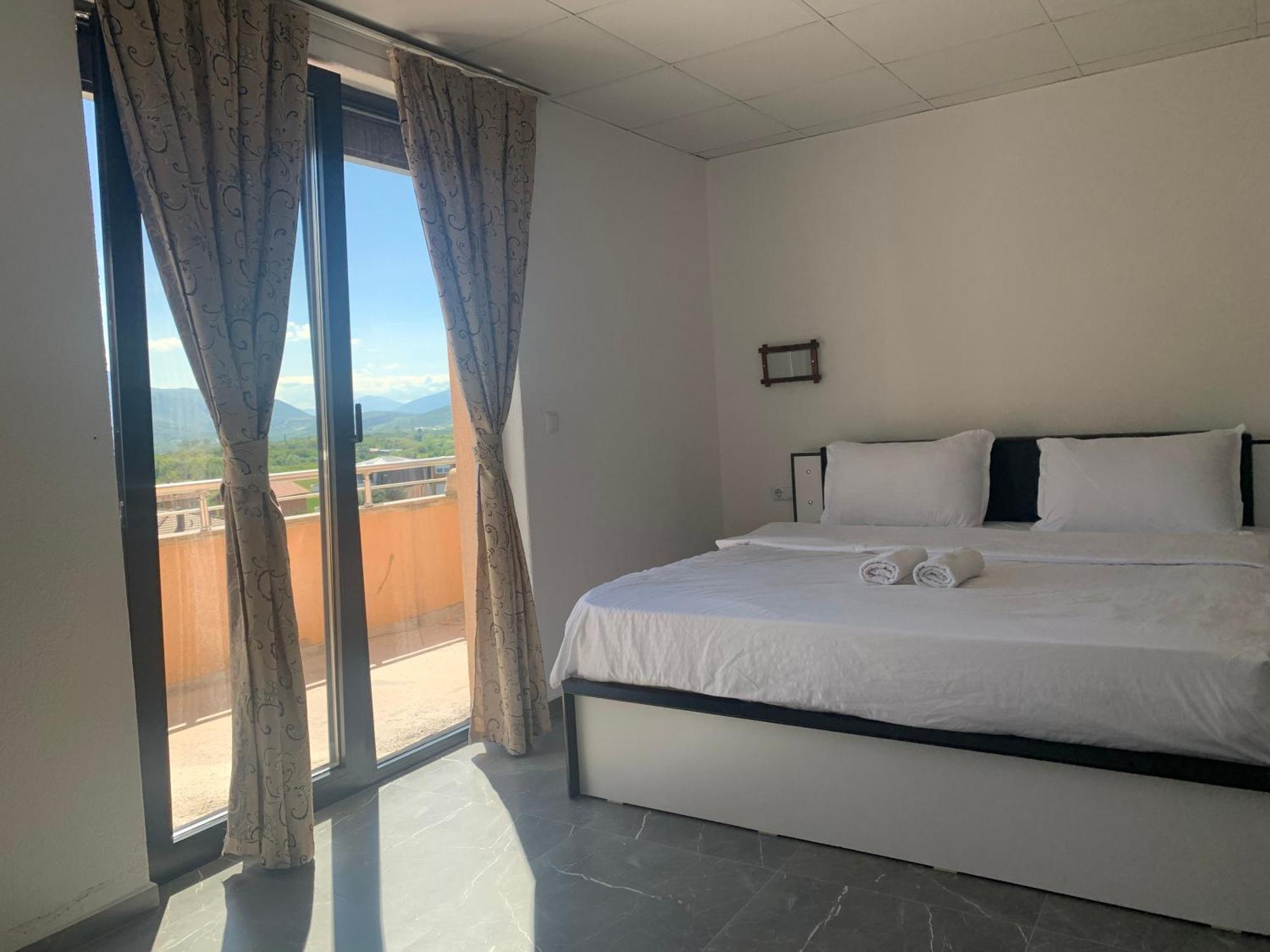 Hotel Albatros Prizren Exterior foto