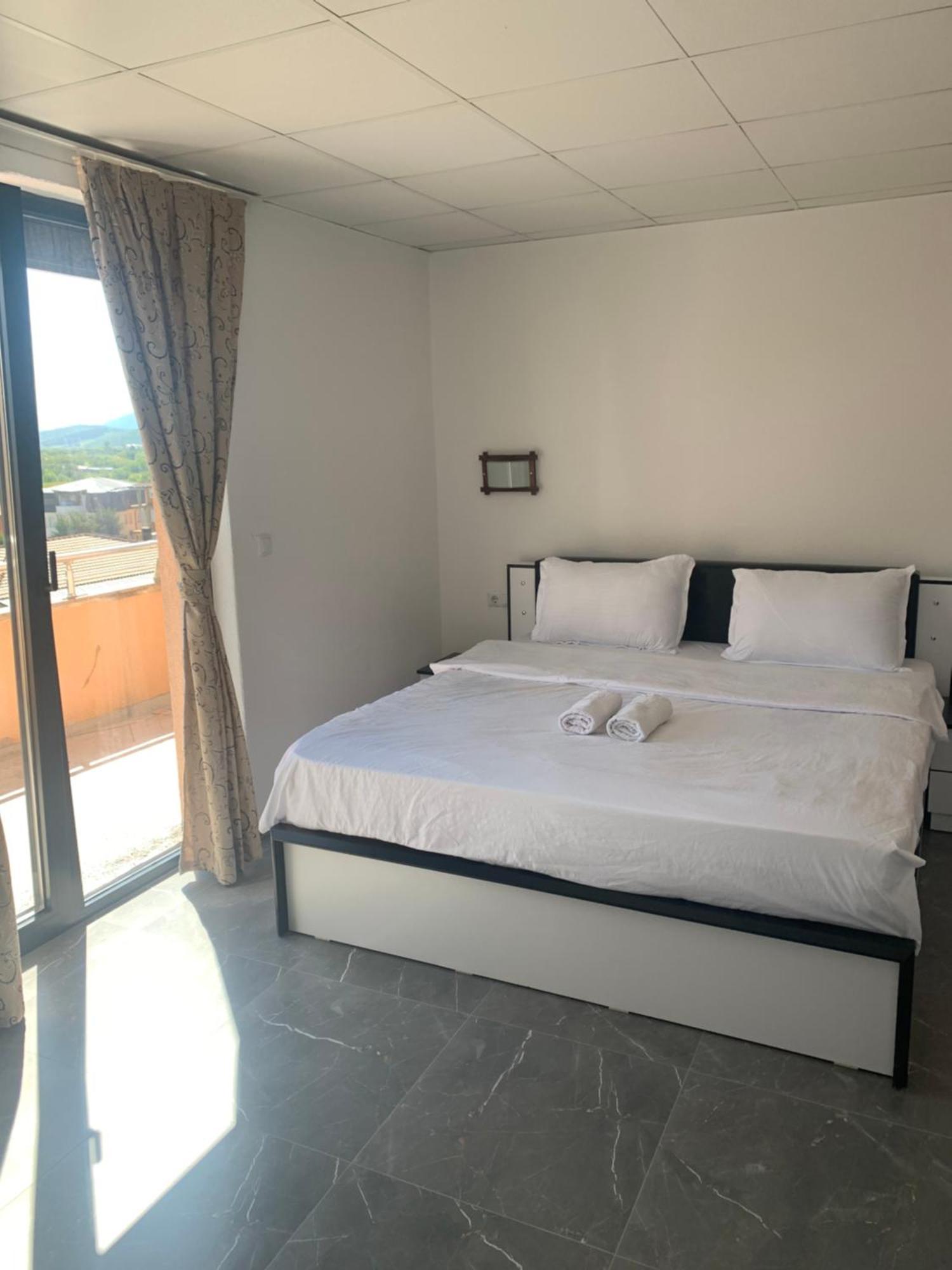 Hotel Albatros Prizren Exterior foto