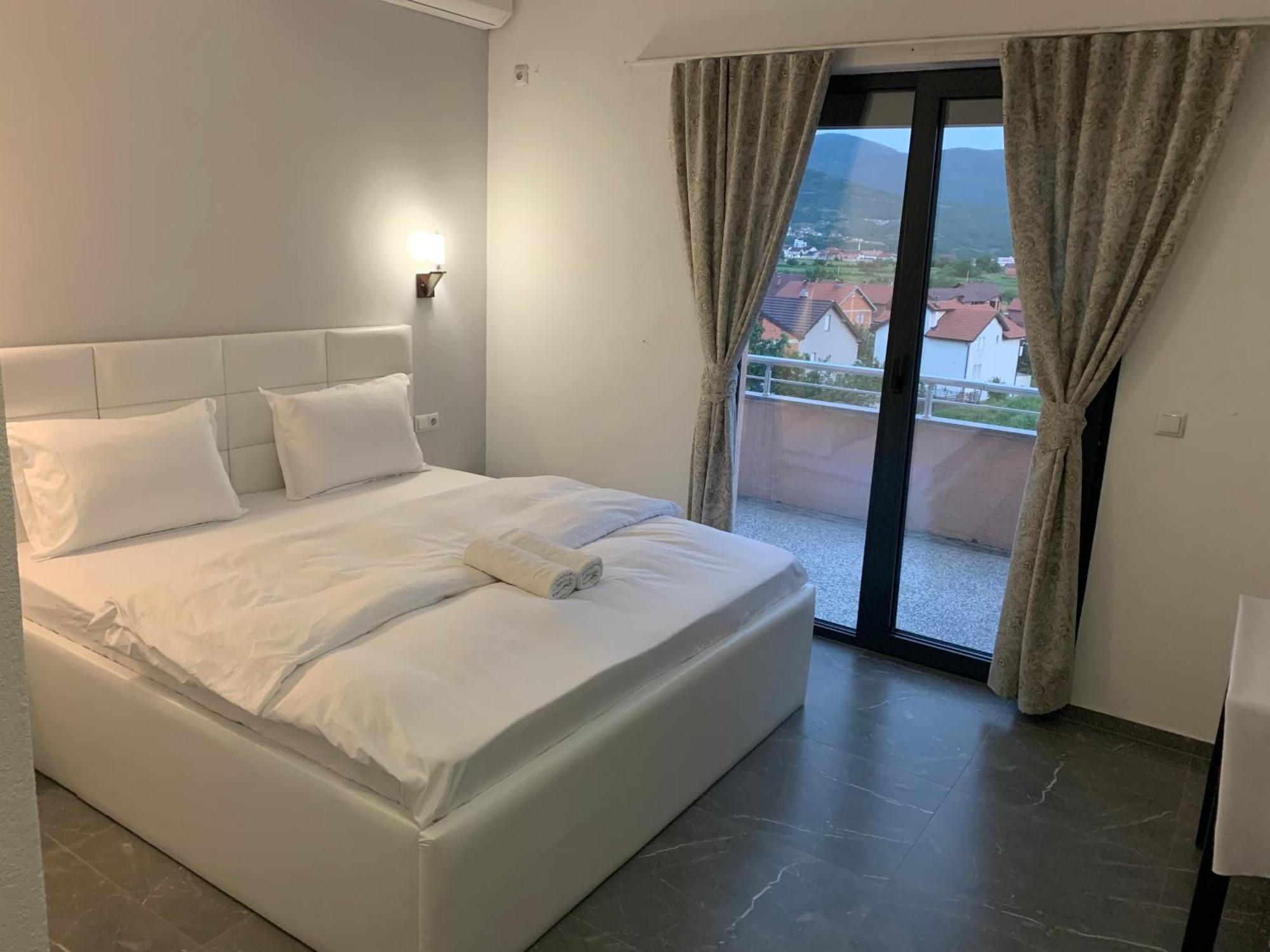 Hotel Albatros Prizren Exterior foto