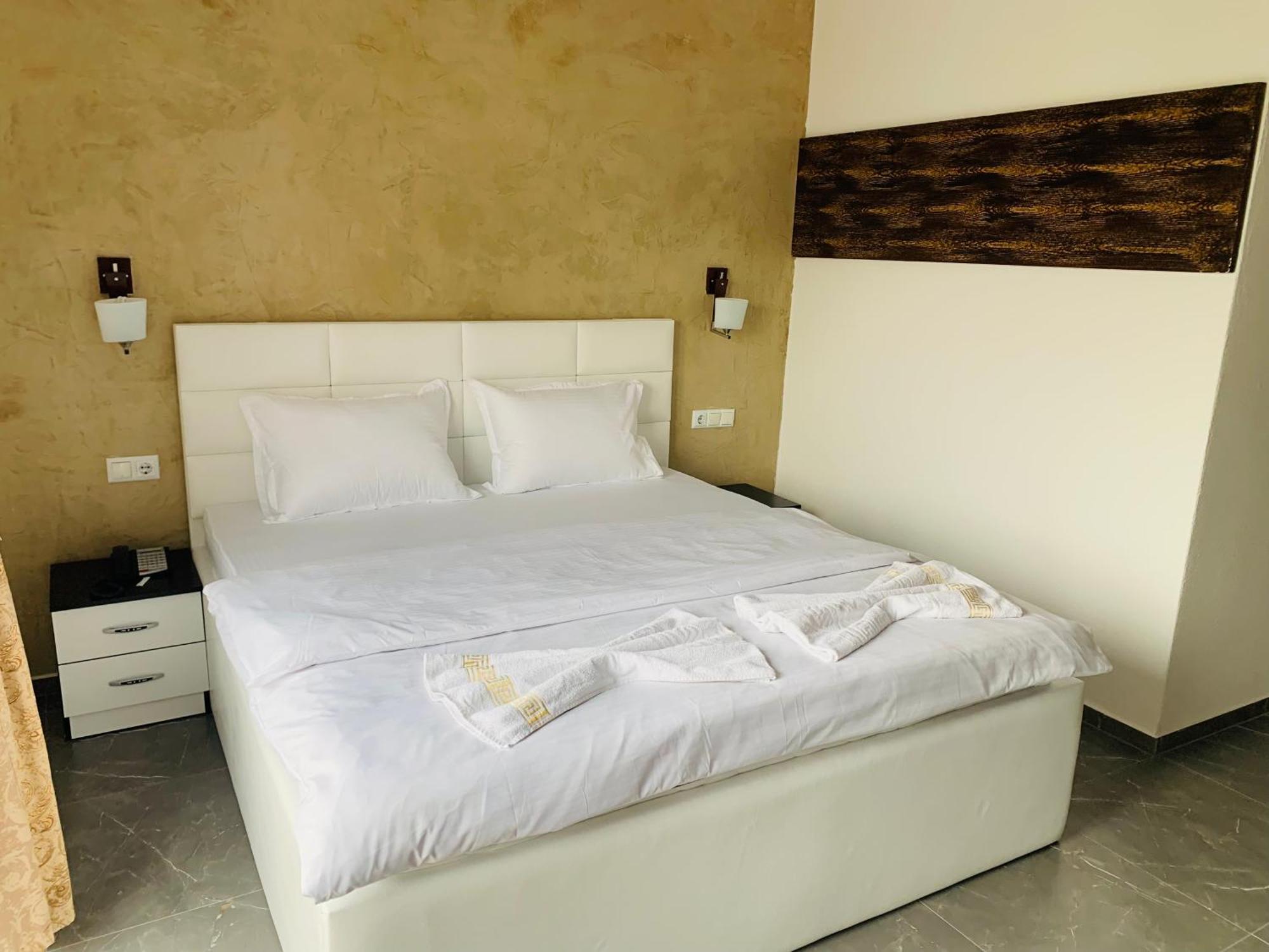 Hotel Albatros Prizren Exterior foto