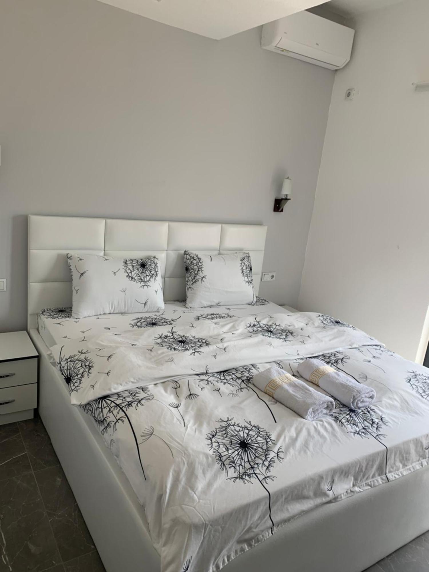 Hotel Albatros Prizren Exterior foto